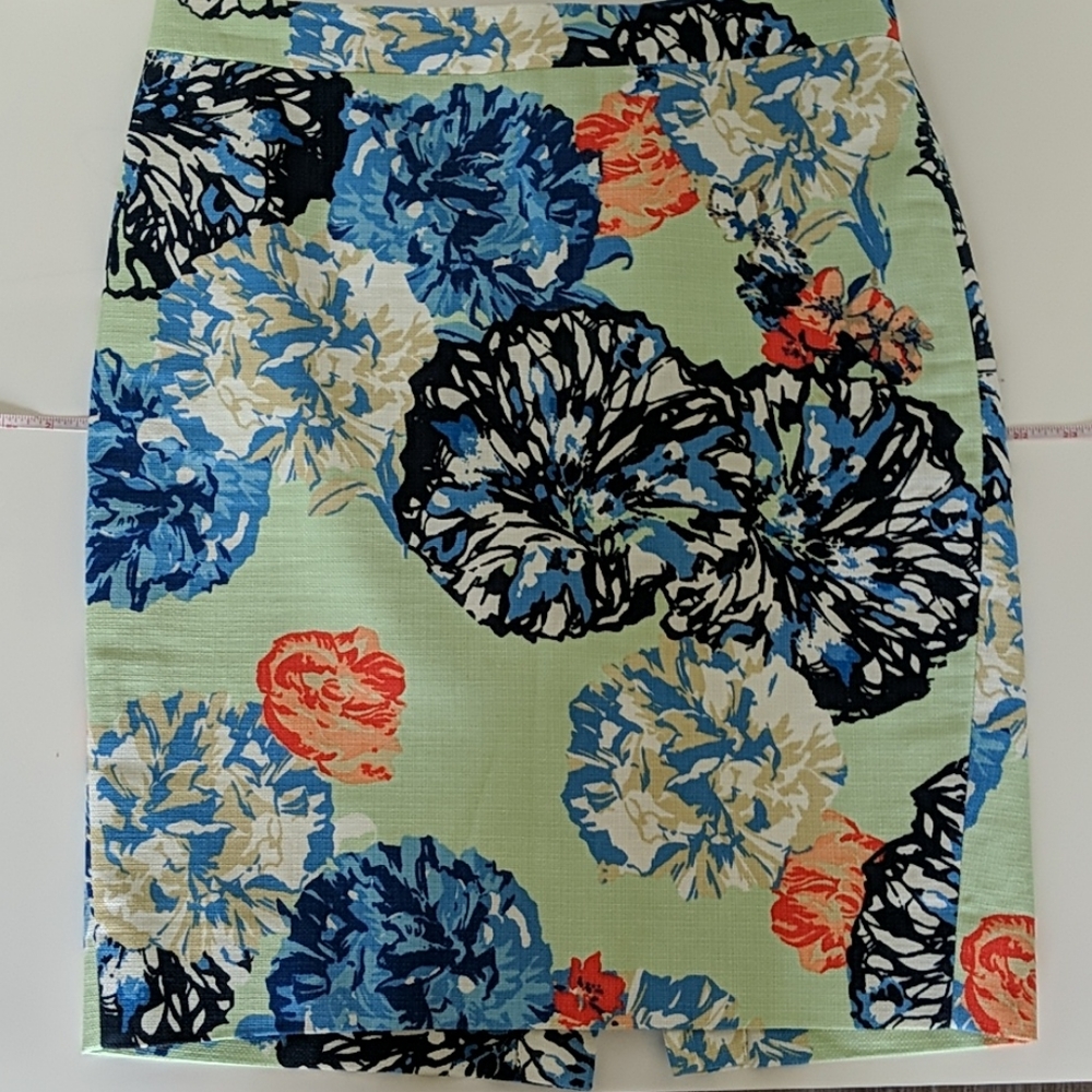 EUC J Crew Pencil Skirt